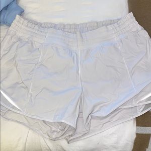 Lululemon Hotty hot short